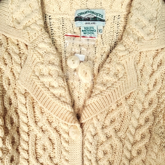 Aran Crafts Merino Wool Button Front Cardigan Irish Aran Fisherman Sweater - Picture 4 of 4
